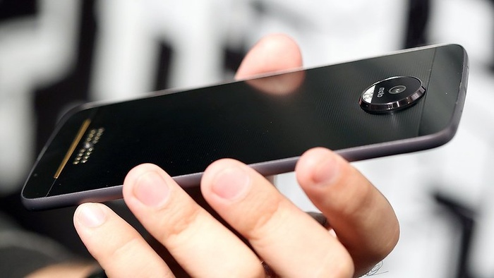 Moto Z может превратиться в 5G смартфон